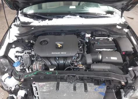 2018 Hyundai Elantra Value Edition z USA, uszkodzony, nr VIN 5NPD84LF6JH277306